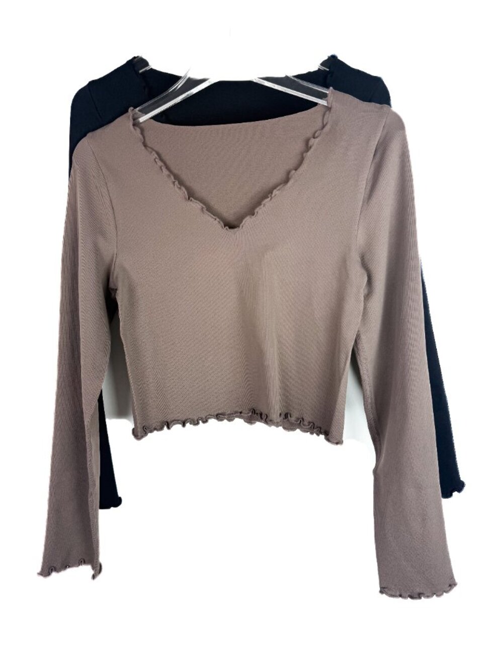 NEW OQQ Long Sleeve V-Neck Ruffle Trim Crop Top Set of 2 Black Brown Large L NIB